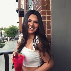 Meet your Posher, Nathalie